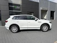 Gebraucht VW Touareg 231 PS (169 kW) 2022 Pure white SUV