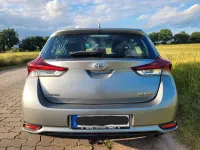 Gebraucht Toyota Auris Cool 99 PS (72 kW) 2016 Silber Limousine
