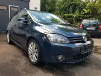 Gebraucht VW Golf VI Team 122 PS (89 kW) 2011 Blau Kleinwagen