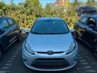 Gebraucht Ford Fiesta 70 PS (51 kW) 2012 Silber Kleinwagen