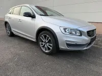Gebraucht Volvo V60 CC 150 PS (110 kW) 2016 Silber Kombi