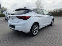 Gebraucht Opel Astra Dynamic 125 PS (91 kW) 2015 Weiß Limousine