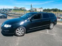 Second-hand VW Passat Sportline 160 CP (117 kW) 2009 Negru Break