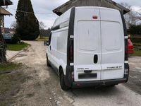 Gebraucht Opel Vivaro 135 PS (99 kW) 2004 Weiß Van / Kleinbus