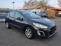 Gebraucht Peugeot 308 Active 111 PS (81 kW) 2012 Blau Limousine