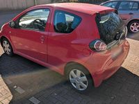 Gebraucht Toyota Aygo 68 PS (50 kW) 2009 Rot Kleinwagen
