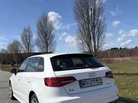 Gebraucht Audi A3 e-tron Sport 150 PS (110 kW) 2017 Weiß Kleinwagen