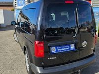 Gebraucht VW Caddy Trendline 125 PS (91 kW) 2018 Deep black perleffekt Van / Kleinbus