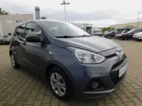 Gebraucht Hyundai i10 Style 87 PS (63 kW) 2016 Grau Kleinwagen