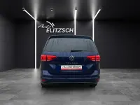 Gebraucht VW Touran Comfortline 150 PS (110 kW) 2021 Atlantik blue metallic Van / Kleinbus