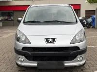 Gebraucht Peugeot 1007 108 PS (79 kW) 2008 Grau Van / Kleinbus
