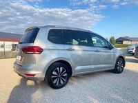 Gebraucht VW Touran Move 122 PS (89 kW) 2024 Ivory silver metallic Van / Kleinbus