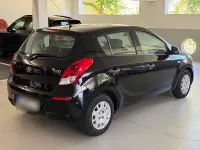 Gebraucht Hyundai i20 86 PS (63 kW) 2013 Schwarz Kleinwagen