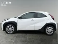Gebraucht Toyota Aygo X X-play 72 PS (52 kW) 2023 Schneeweiß SUV