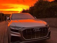 Gebraucht Audi Q8 S-Line 286 PS (210 kW) 2019 Silber SUV