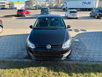 Gebraucht VW Polo 70 PS (51 kW) 2014 Schwarz Kleinwagen