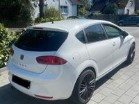 Usata Seat Leon 105 CV (77 kW) 2010 Bianco Utilitaria