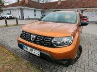 Second-hand Dacia Duster 101 CP (74 kW) 2020 Portocaliu SUV