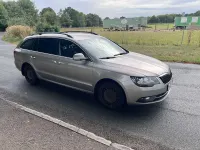 Gebraucht Skoda Superb Exclusive 140 PS (102 kW) 2014 Kombi
