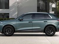 Neu Audi Q3 Ambiente 204 PS (150 kW) 2025 Salbeigrün metallic SUV