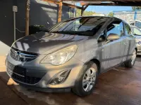 Gebraucht Opel Corsa Edition 95 PS (69 kW) 2012 Braun Kleinwagen
