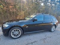 Gebraucht BMW 320 184 PS (135 kW) 2011 Schwarz Kombi