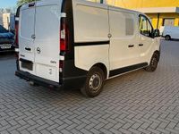 Gebraucht Opel Vivaro 116 PS (85 kW) 2016 Weiß Van / Kleinbus