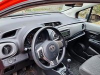 Gebraucht Toyota Yaris 69 PS (50 kW) 2012 Rot Kleinwagen