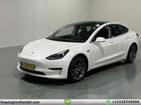 Gebraucht Tesla Model 3 Standard Range 175 kW (238 PS) 2020 Weiß Limousine