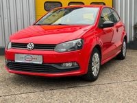Gebraucht VW Polo Trendline 75 PS (55 kW) 2016 Rot Kleinwagen