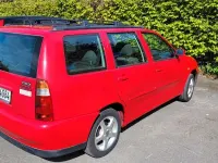 Używany VW Polo Basis 60 KM (44 kW) 1998 Czerwony Kombi