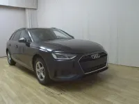 Gebraucht Audi A4 Basis 163 PS (119 kW) 2023 Mythosschwarz metallic Kombi