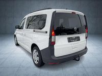 Gebraucht VW Caddy Basis 122 PS (89 kW) 2022 Candyweiß Van / Kleinbus