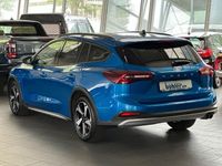 Gebraucht Ford Focus Active X 155 PS (114 kW) 2024 Blau Limousine