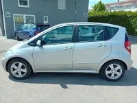 Gebraucht Mercedes A150 Avantgarde 95 PS (69 kW) 2009 Polarsilber  metalliclack Kleinwagen