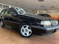 Second-hand Volvo 850 170 CP (125 kW) 1996 Negru Break