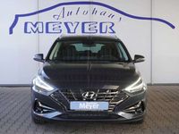 gebraucht Hyundai i30 CW 1.0T-GDI 7DCT 120PS Voll-LED/Navi/Kamera/ACC