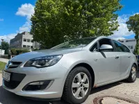 Gebraucht Opel Astra Innovation 165 PS (121 kW) 2013 Argon silber/ice silver (m2) Kombi