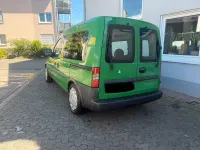Usado Opel Combo 94 HP (69 kW) 2010 Verde Monovolume