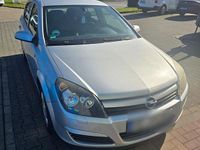 Gebraucht Opel Astra 105 PS (77 kW) 2005 Grau Limousine