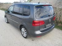 Gebraucht VW Touran Highline 140 PS (102 kW) 2013 Grau Van / Kleinbus