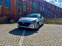 Gebraucht Hyundai i20 101 PS (74 kW) 2021 Grau Kleinwagen