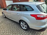 Gebraucht Ford Focus 125 PS (91 kW) 2012 Silber Limousine