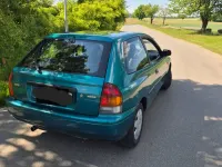 Gebraucht Mazda 323F 88 PS (64 kW) 1997 Grün Kleinwagen
