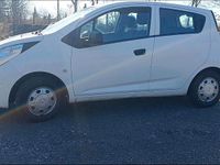 Gebraucht Chevrolet Spark 68 PS (50 kW) 2012 Weiß Kleinwagen