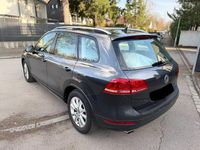 Gebraucht VW Touareg 245 PS (180 kW) 2014 Grau SUV
