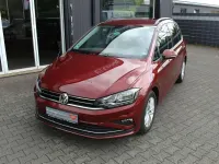 Gebraucht VW Golf 150 PS (110 kW) 2020 Cranberry red metallic Van / Kleinbus