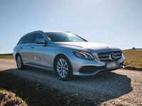 Gebraucht Mercedes E220 Avantgarde 194 PS (142 kW) 2018 Silber Kombi