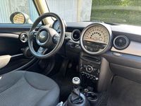 Usata Mini ONE 75 CV (55 kW) 2013 Bianco Utilitaria