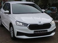 Gebraucht Skoda Fabia Active 65 PS (47 kW) 2022 Weiß Limousine